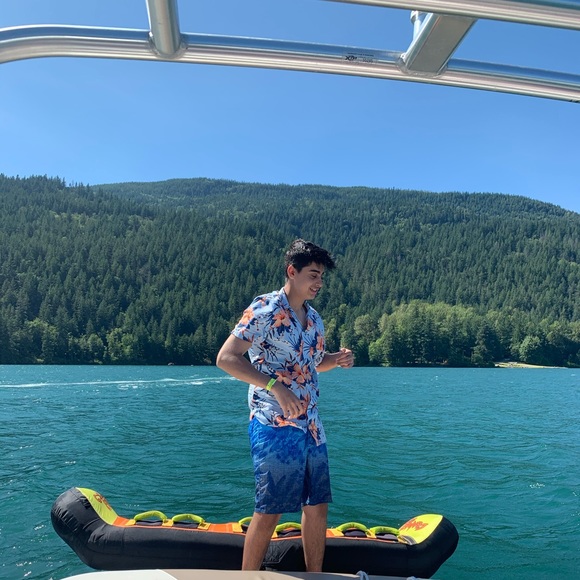 Meet your Posher, Obayda - Picture 1 of 1